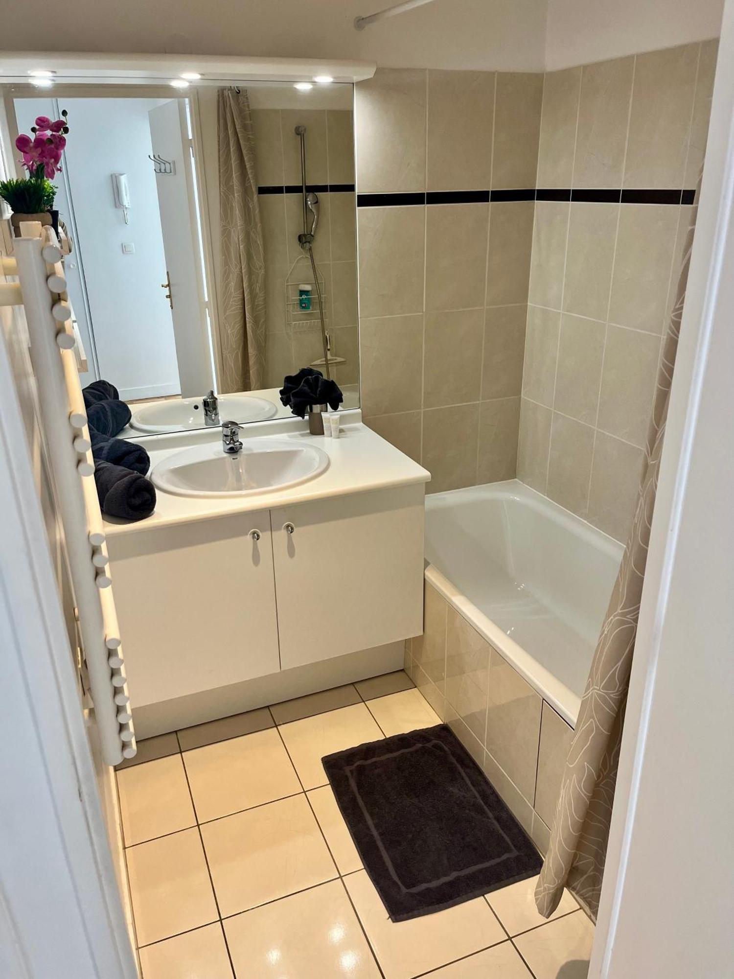 Appartement, Balcon, Parking, 5' Disneyland Montévrain Eksteriør bilde